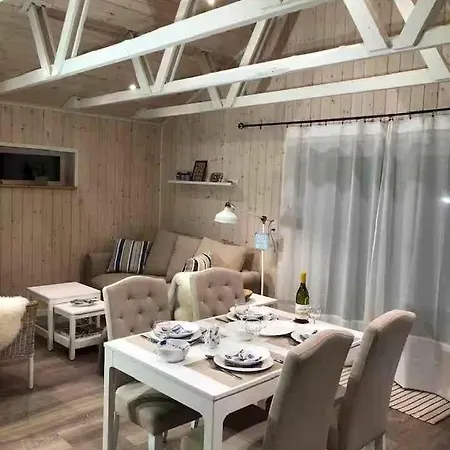 800m To The Lovely Little House Good View